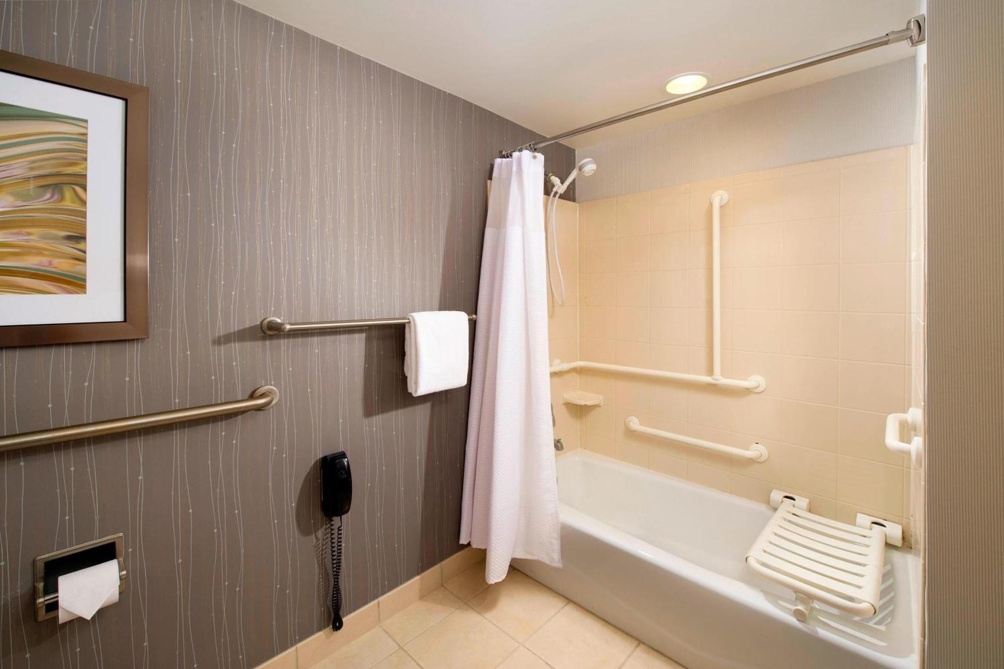 Courtyard By Marriott San Antonio Seaworld/Lackland Экстерьер фото